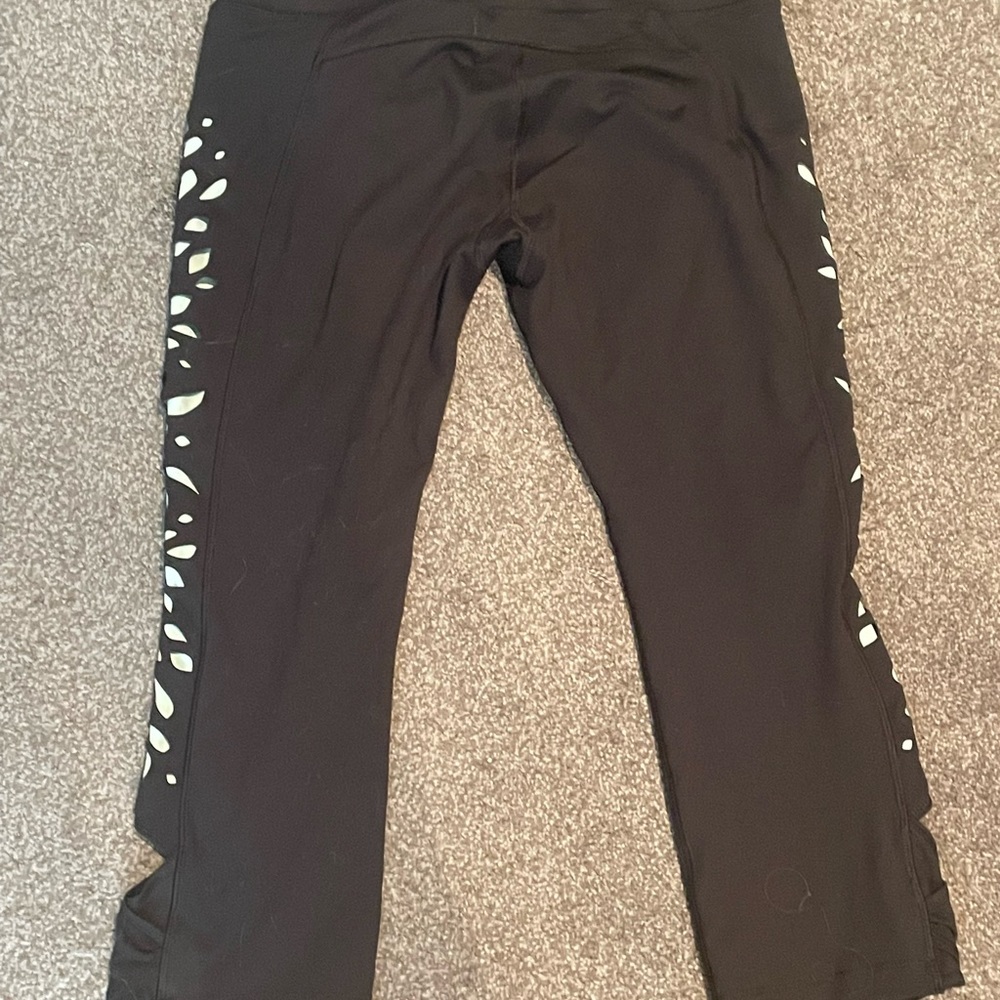 Callia Capri Activewear Leggings